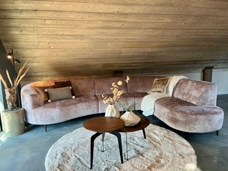 Meubelhoek nieuwe showroom 9