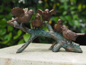 Bronzen beeld 5 mussen op tak
