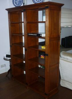 open boekenkast
