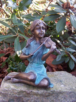 Bronzen beeld meisje met viool